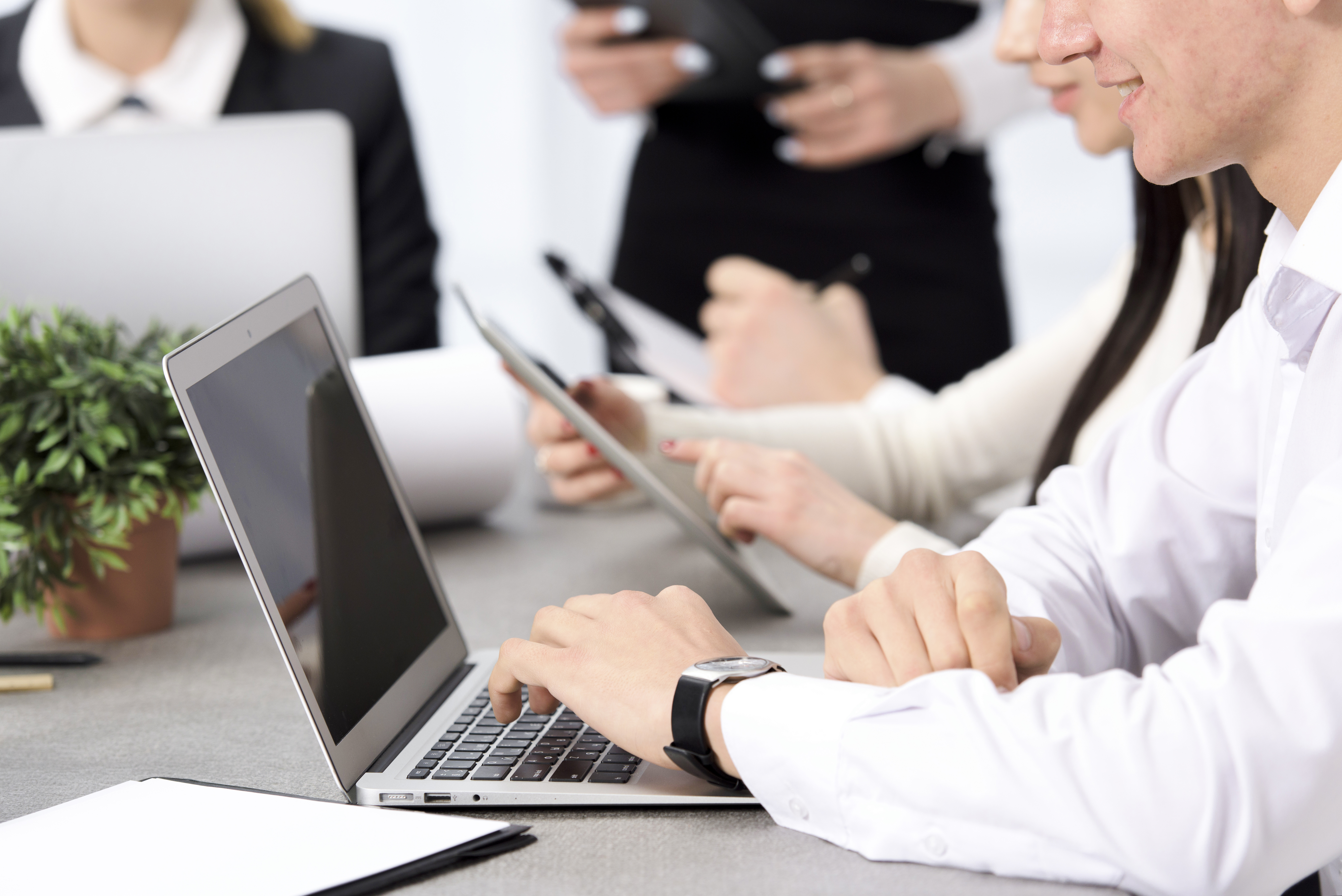 Intranet d'entreprise et Intranet scolaire